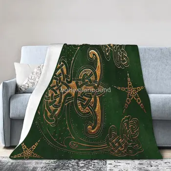 Forest And Gold Celtic Ультрамягкое микрофлисовое одеяло