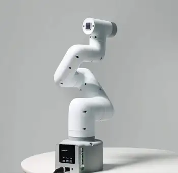 myCobot pro - Самый маленький в мире коммерческий 6-осевой манипулятор кобота с 6 степенями свободы