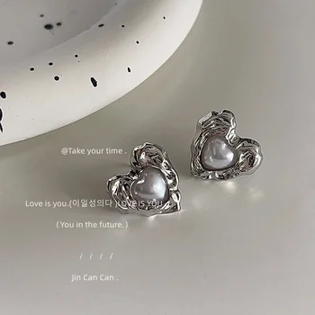Pearl 925 серебряные серьги-гвоздики для женщин, украшенные любовью, подходящие для повседневных ювелирных изделий